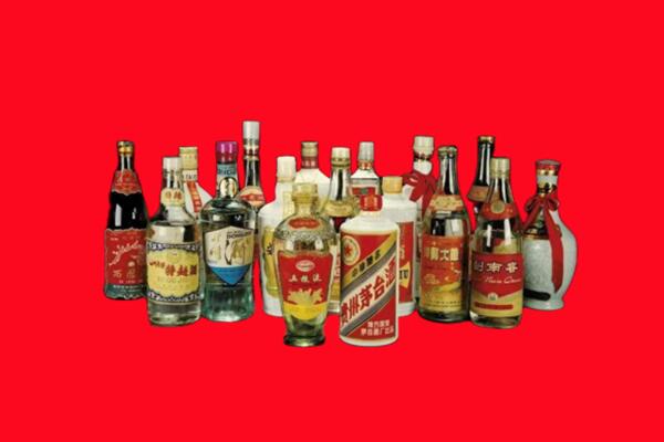 荷塘区回收十八老酒.jpg